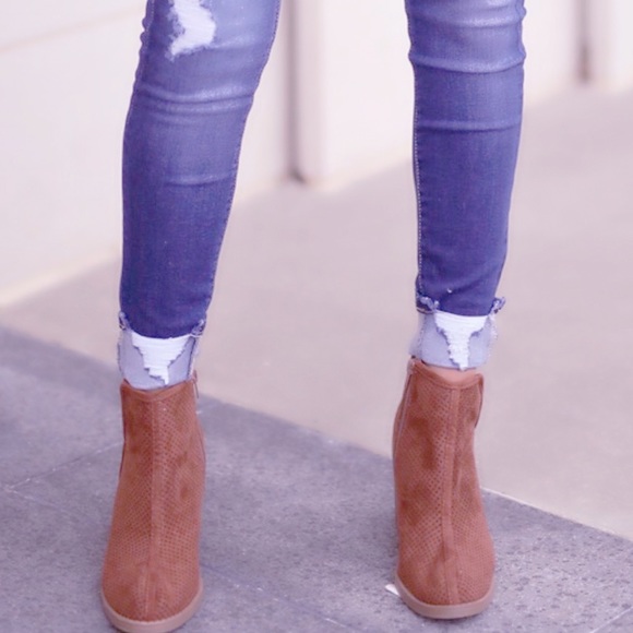 Perforated Ankle Booties - Picture 3 of 8